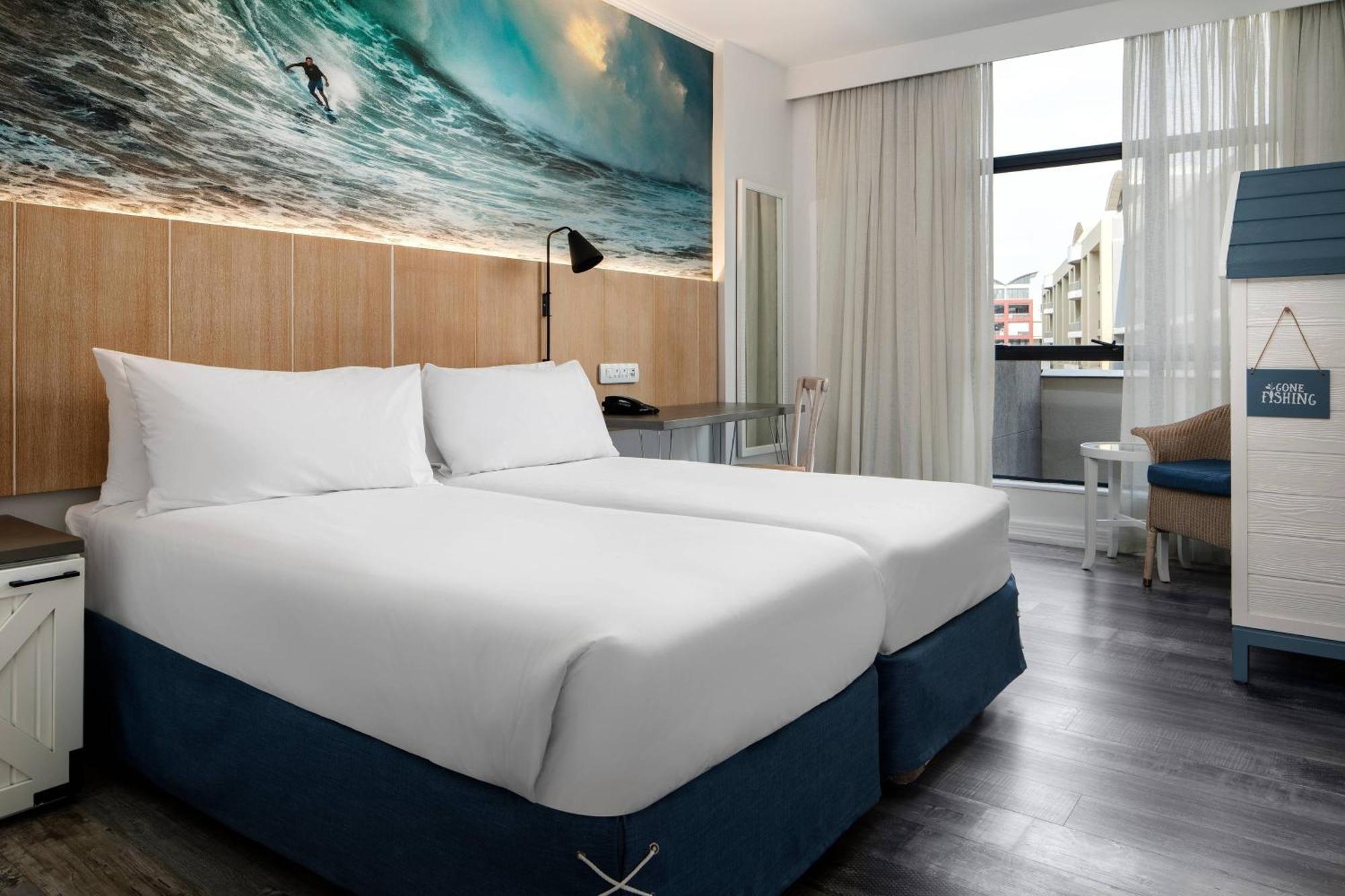 Protea Hotel Fire & Ice! By Marriott Durban Umhlanga Ridge Exterior photo